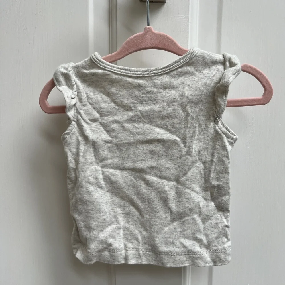 Carter’s 3M Light Gray Flutter Short Sleeve Girls Blouse Tshirt